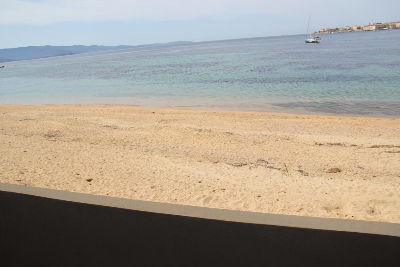 Studio Pieds Dans L'Eau Ajaccio  Luaran gambar