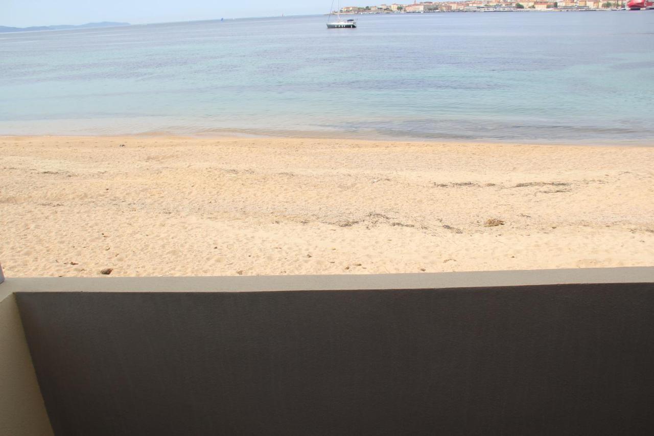 Studio Pieds Dans L'Eau Ajaccio  Luaran gambar