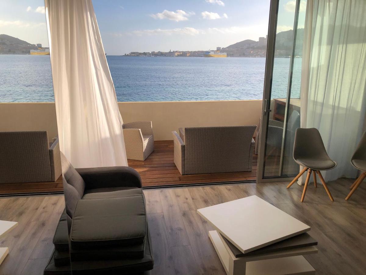Studio Pieds Dans L'Eau Ajaccio  Luaran gambar
